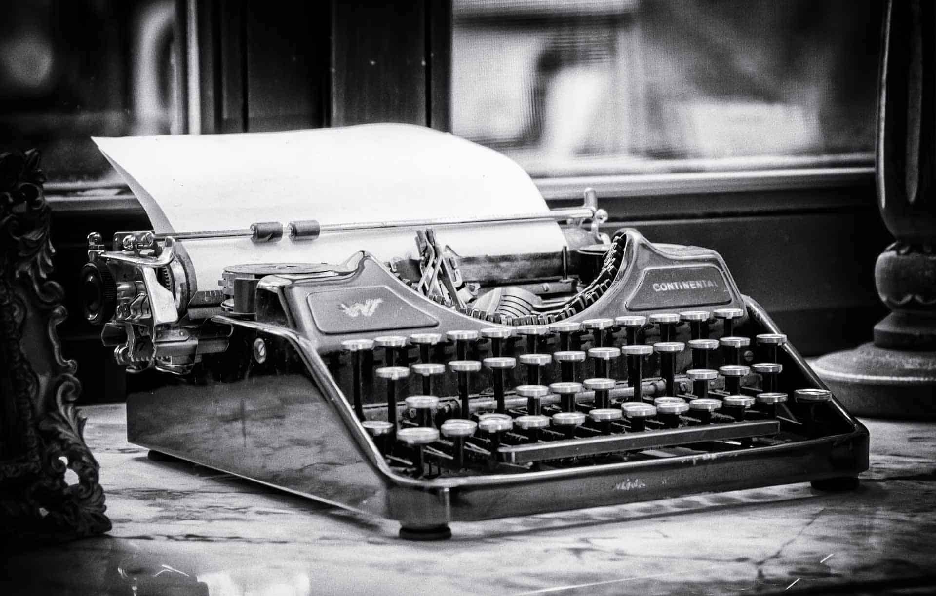 Classic Screenwriter's Typewriter