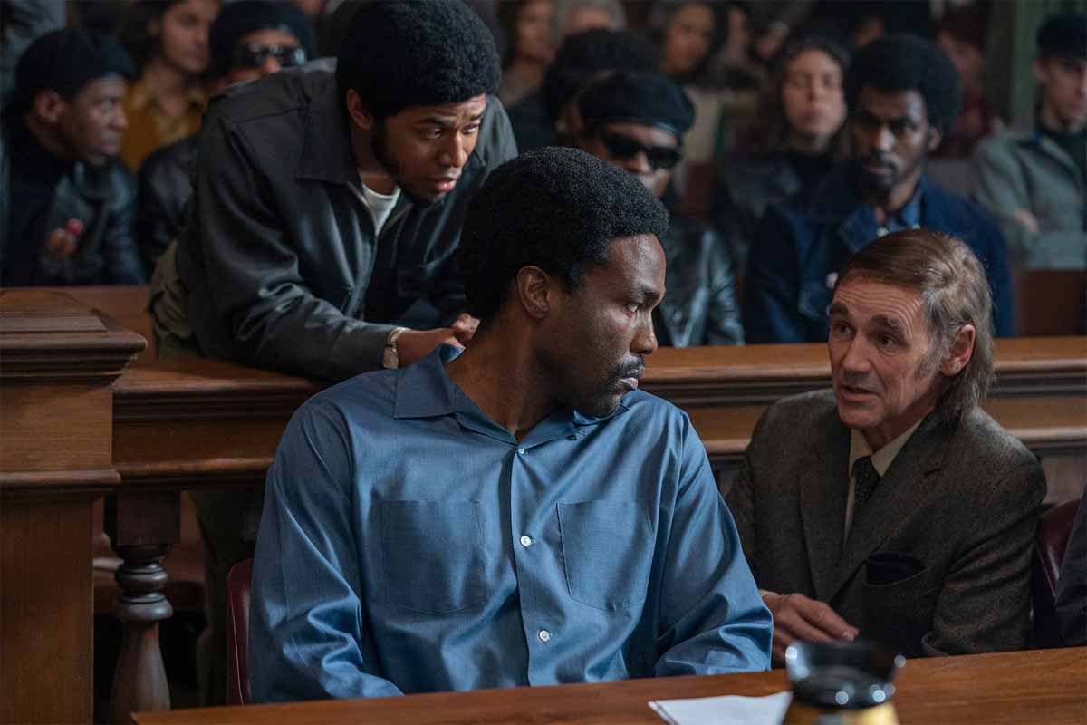 Yahya Abdul-Mateen II and Mark Rylance
